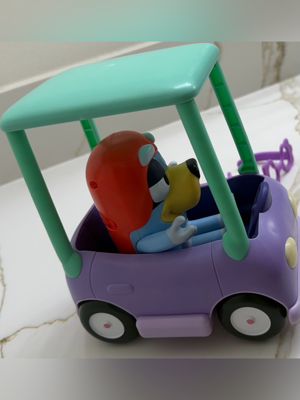 Bluey Chat Mates Figure & Vehicle Interactive Toy - Picture 4 of 8